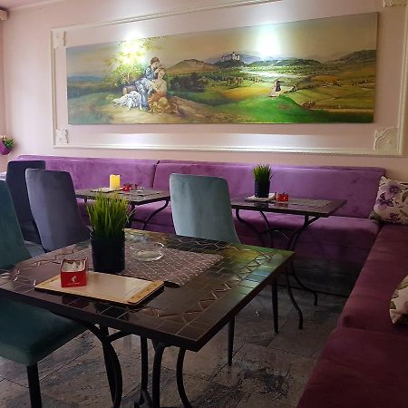 Bed & Breakfast Vila Stanisic Пожега Екстериор снимка