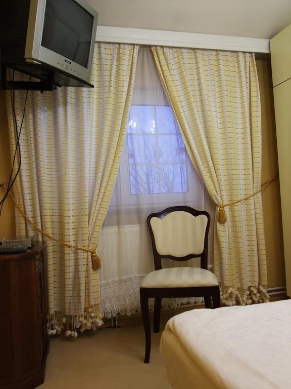 Bed & Breakfast Vila Stanisic Пожега Стая снимка